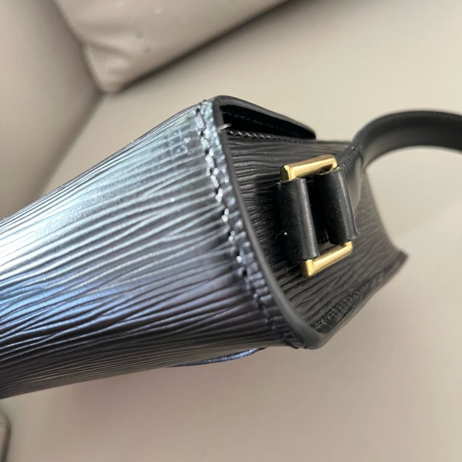 LV Vintage EPI 黑色馬鞍包 /牛鼻包-13