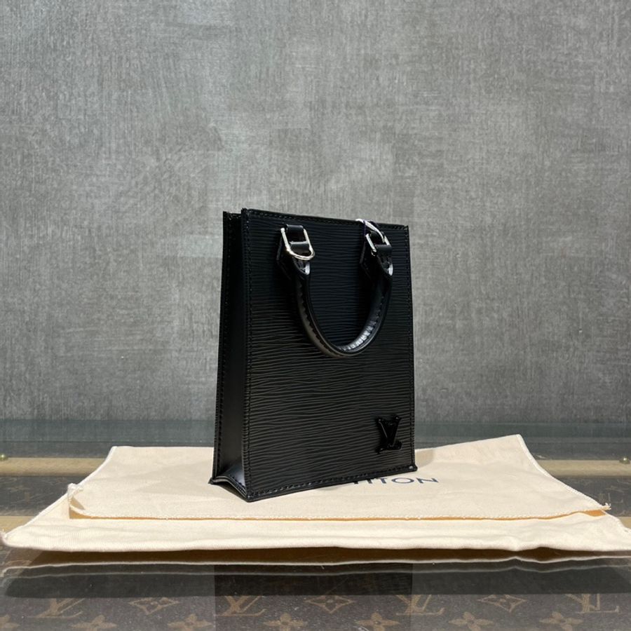 LV 水波紋mini 黑琴譜斜挎包-1