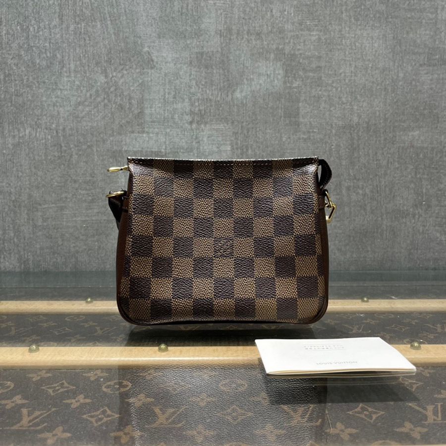 LV 棕色方格手提包-0