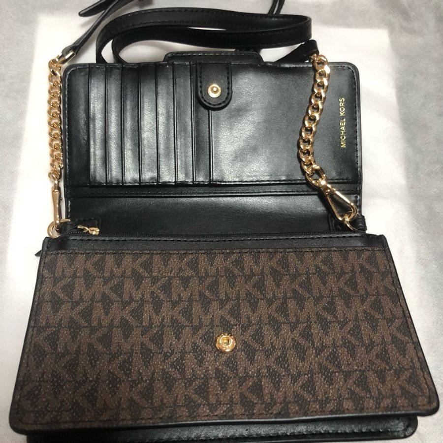 🇺🇸Michael Kors👜 WOC 專櫃經典滿版MK LOGO拼接小包手機袋斜背包-2