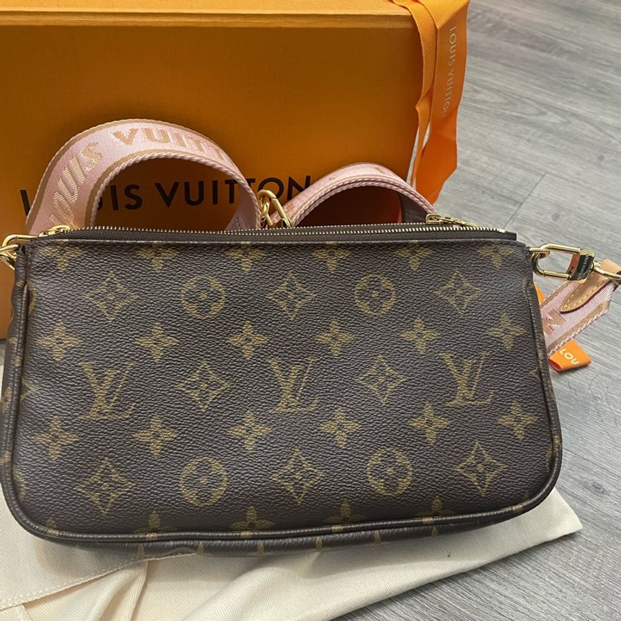 LV 5合ㄧ麻將包 M44840 買回來沒使用過 放衣櫥內-10