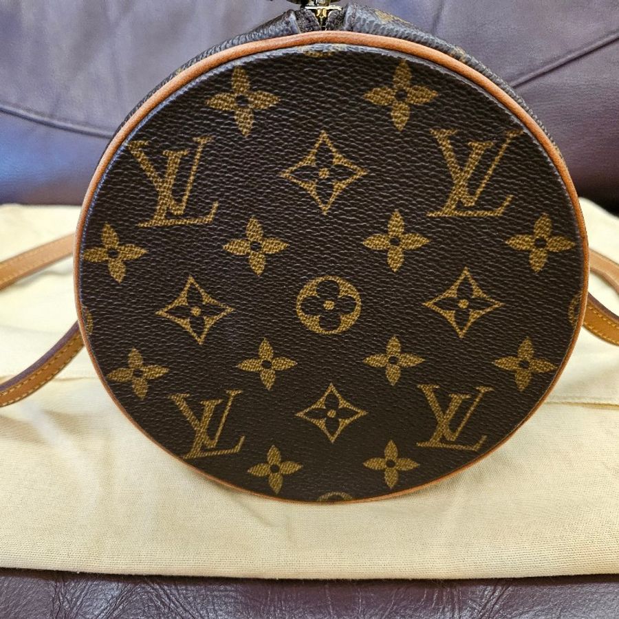 Louis Vuitton LV 經典老花Papillon 圓筒包-15