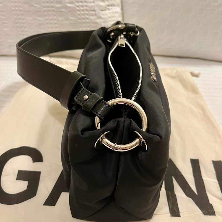 GANNI Black Medium Pillow Shoulder Bag A4428 黑色 布 腋下包 手袋-4