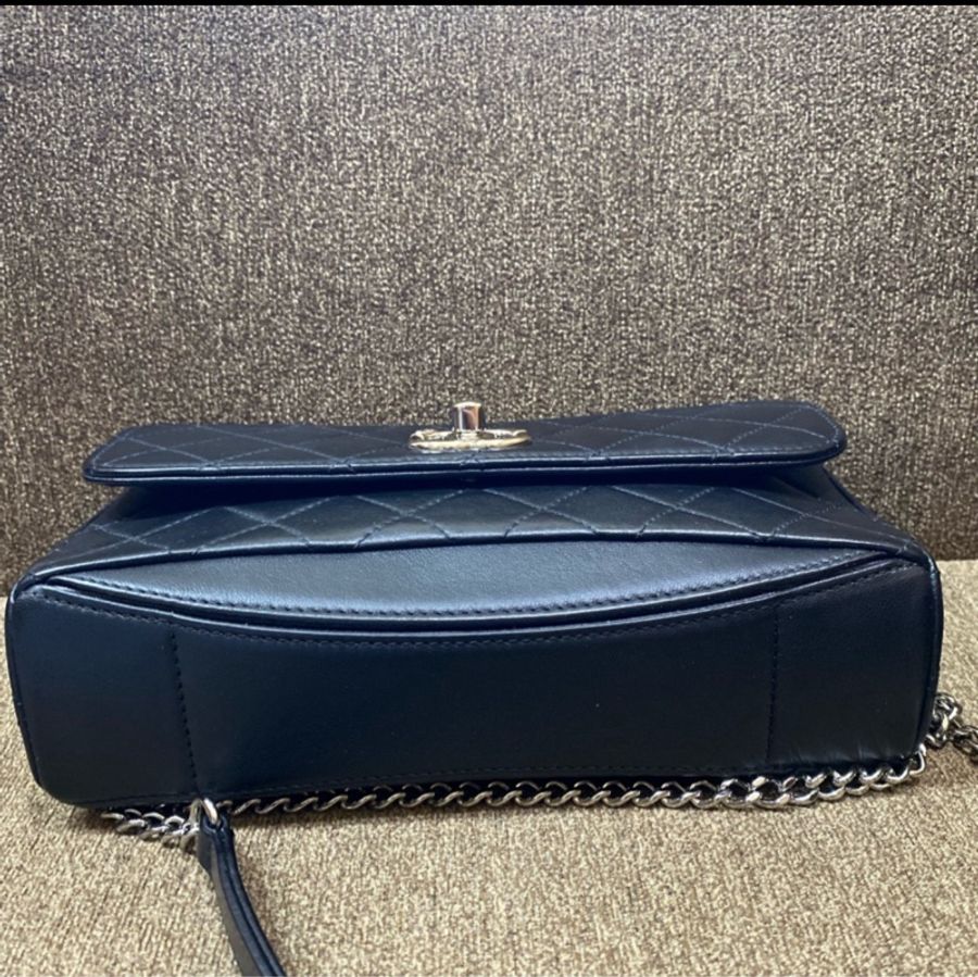 Chanel顛倒cf手提多用肩背包-1