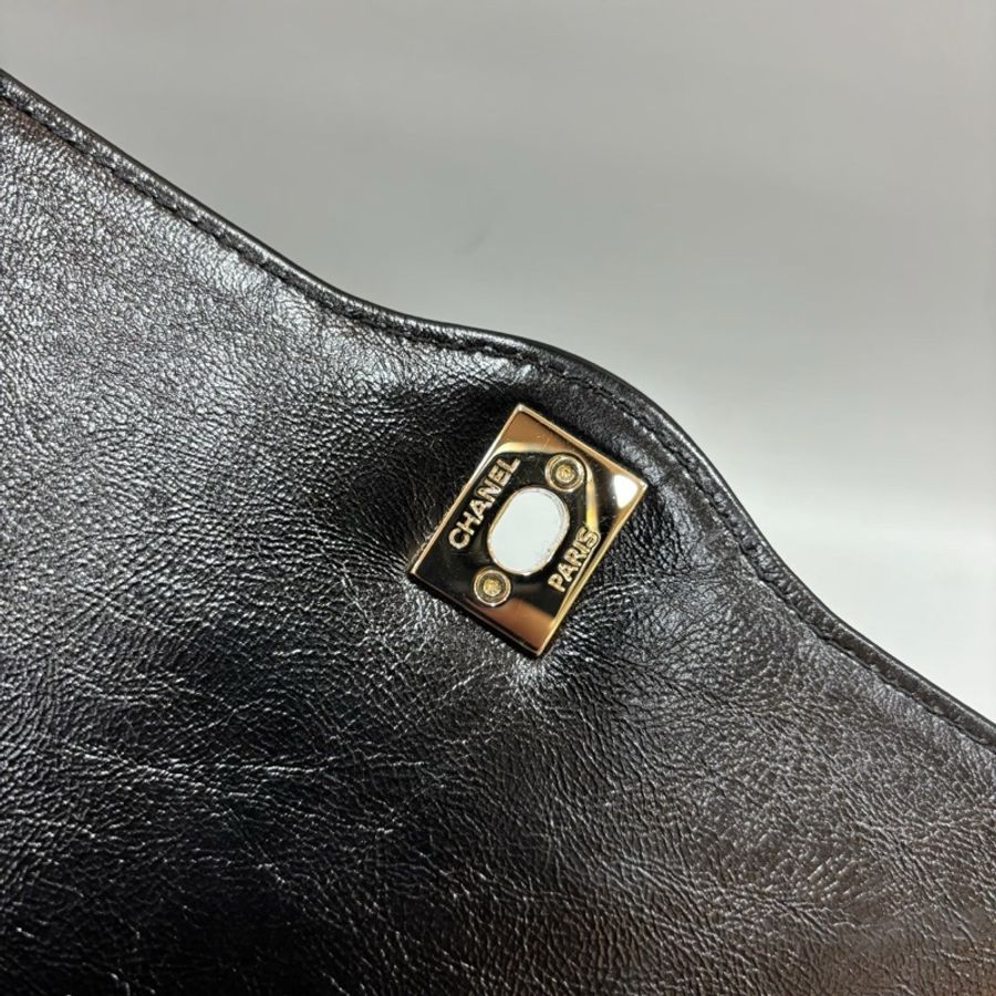 Chanel 黑色復古牛皮金釦單蓋Coco 23 斜背包CF-15