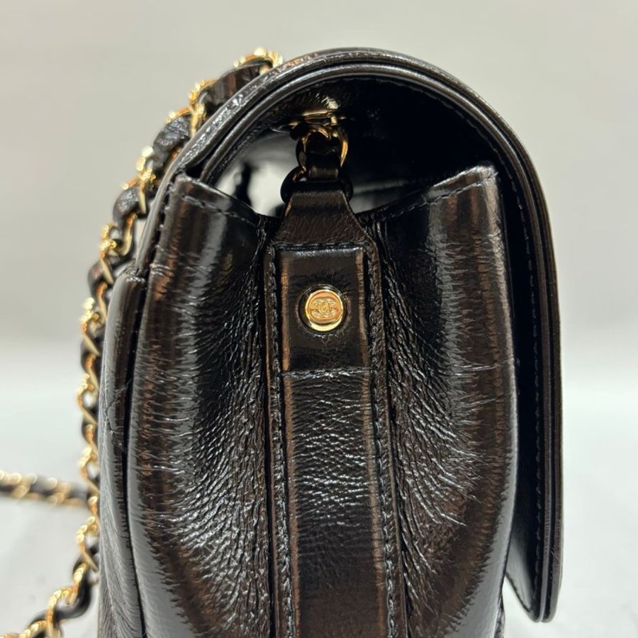 Chanel 黑色復古牛皮金釦單蓋Coco 23 斜背包CF-27