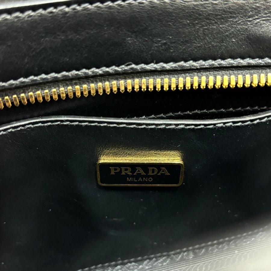 Prada黑金防刮牛皮金三角logo手提肩背兩用包 斜背包-22