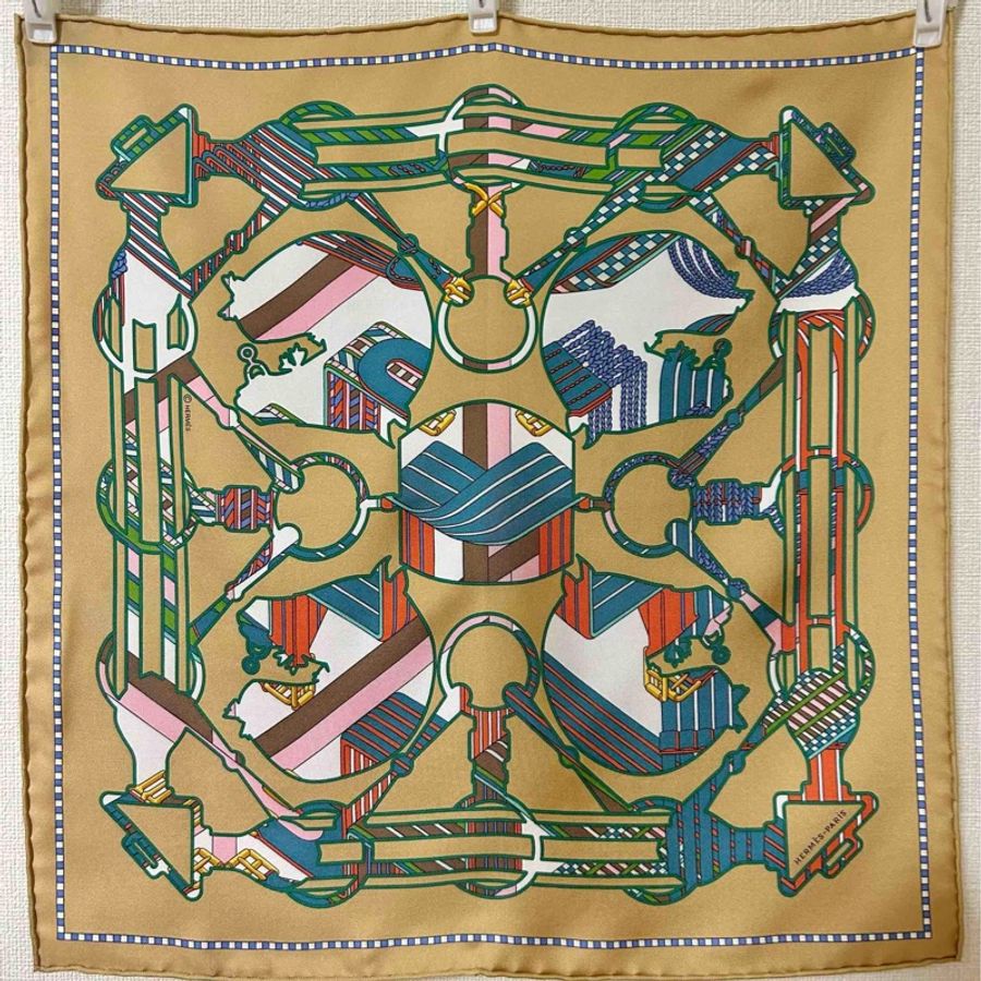 [未使用品 連盒] Hermes 方巾 駱駝色-0