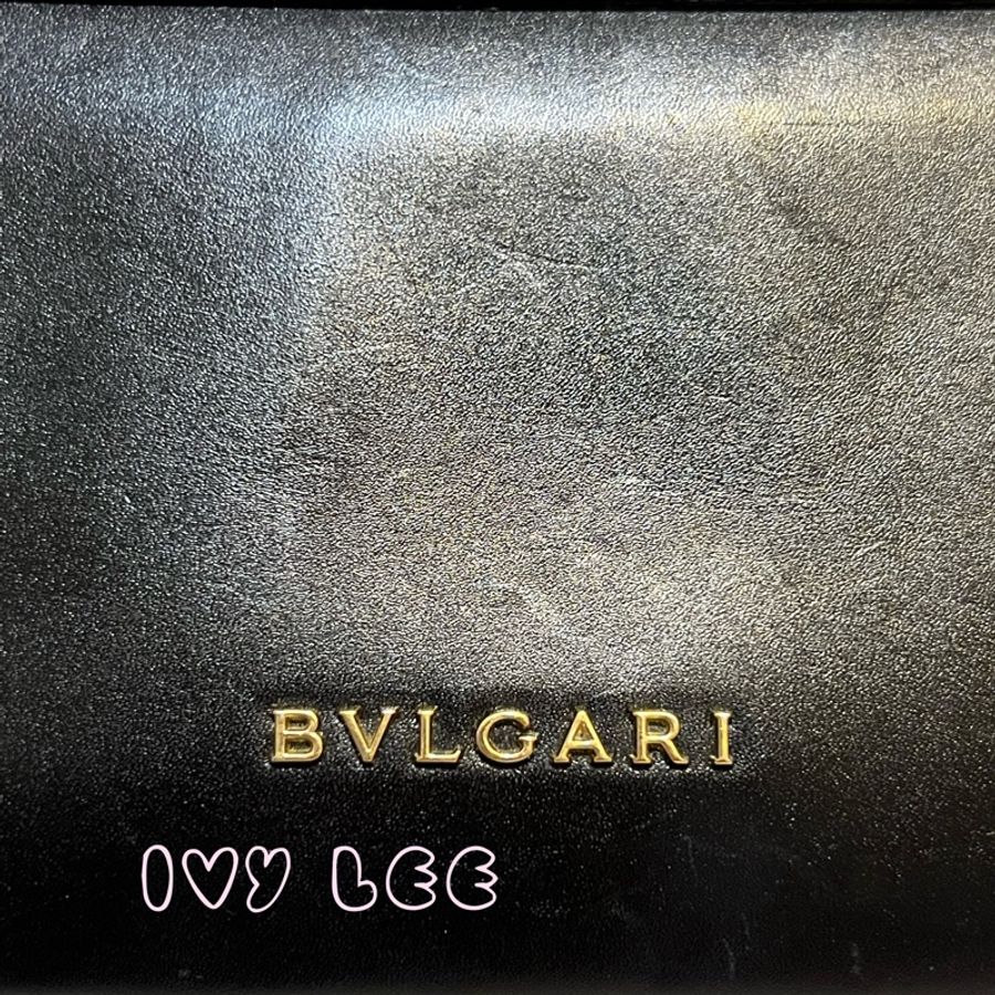 Bvlgari(缺貨中、勿下單)280353品牌長版皮夾 小牛皮琺瑯蛇頭扣環撞色(黑/綠)二手精品-2