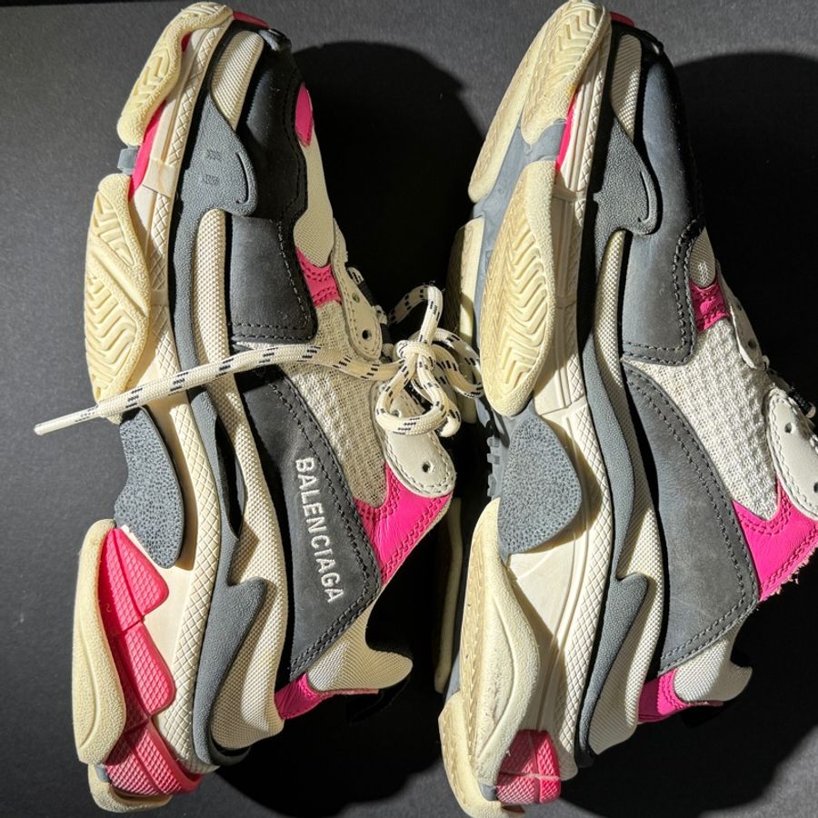 Balenciaga triple S 巴黎世家 老爹鞋 黑粉-19