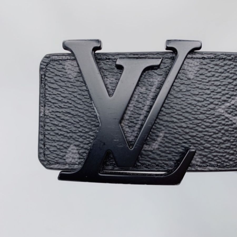 LV Initiales啞面黑色搭扣皮帶-4