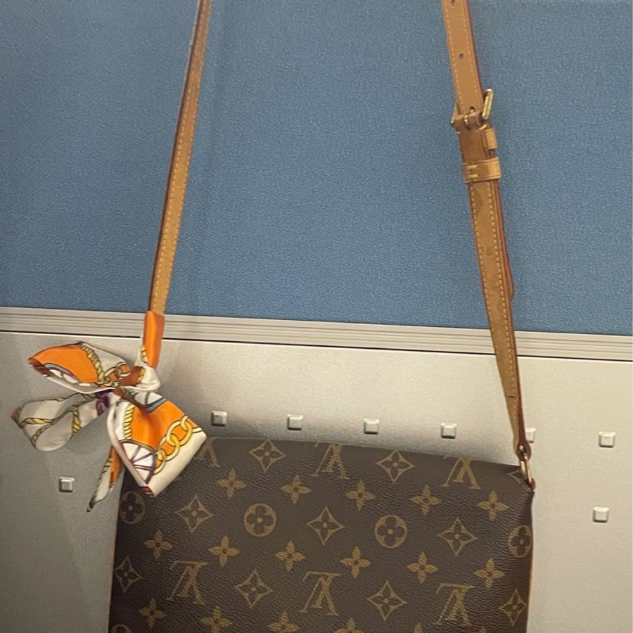 #LV原花 PVC塗層帆布 王菲單肩斜背包(贈非原廠延長背帶可斜挎)-23