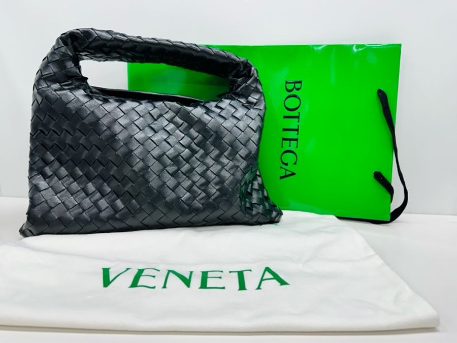 Bottega Veneta BV Hop Bag - Small-1