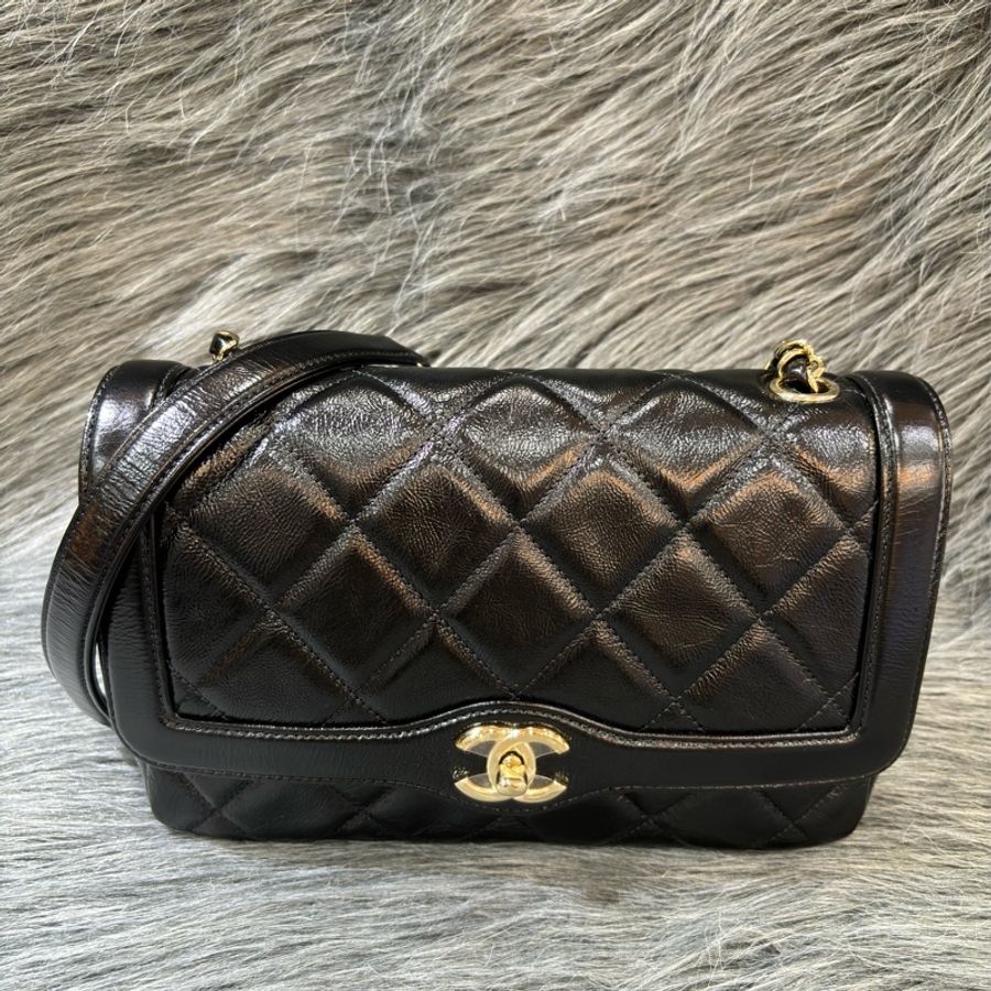 CHANEL 黑色 亮牛皮 菱格紋 金鍊 斜背包 相機包 肩背包 單蓋 輕量 COCO 23-2