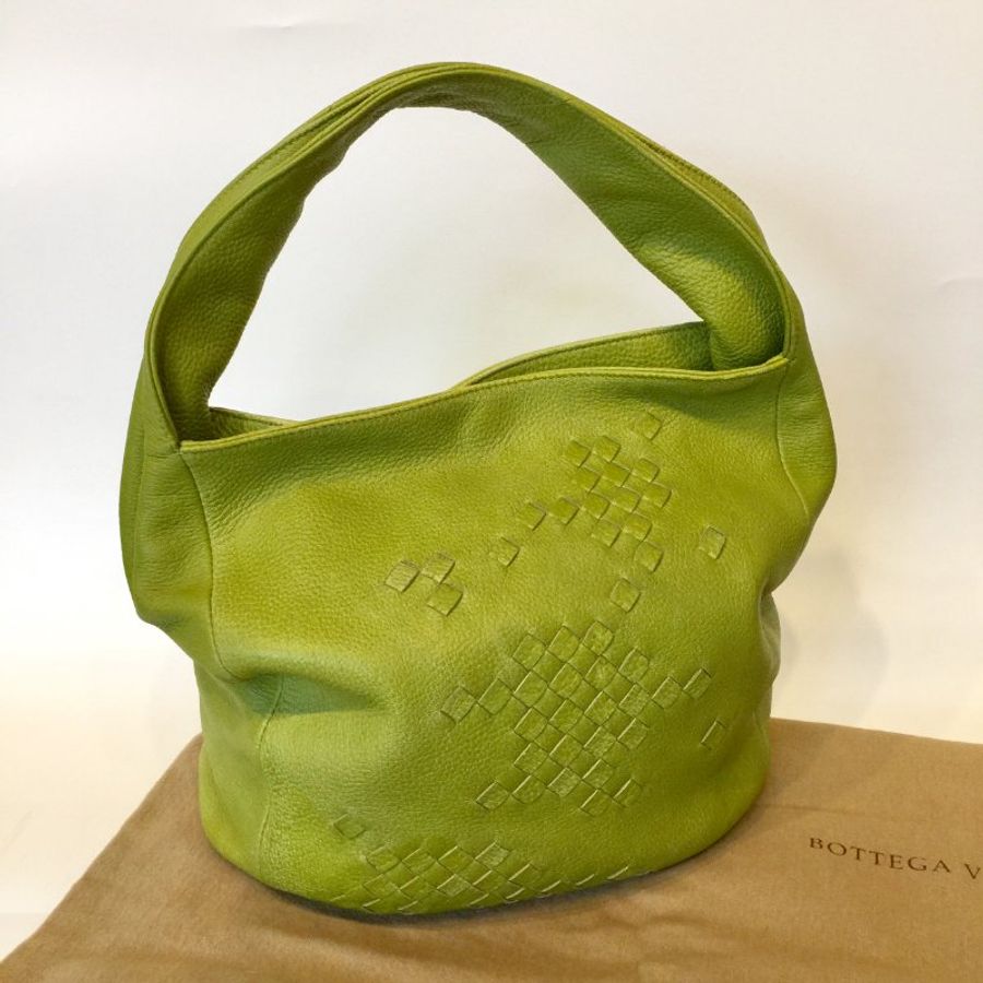 Bottega Veneta  抹茶綠色全皮編織肩背包 /側肩包 /水桶包-0
