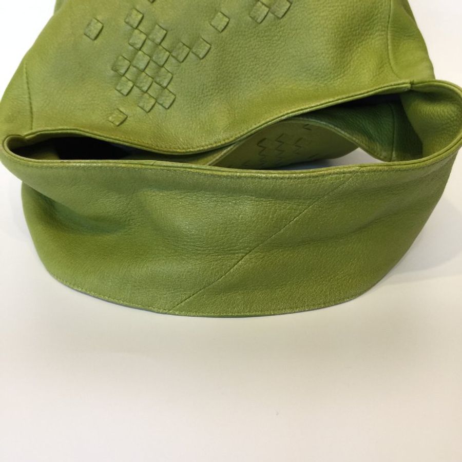 Bottega Veneta  抹茶綠色全皮編織肩背包 /側肩包 /水桶包-10