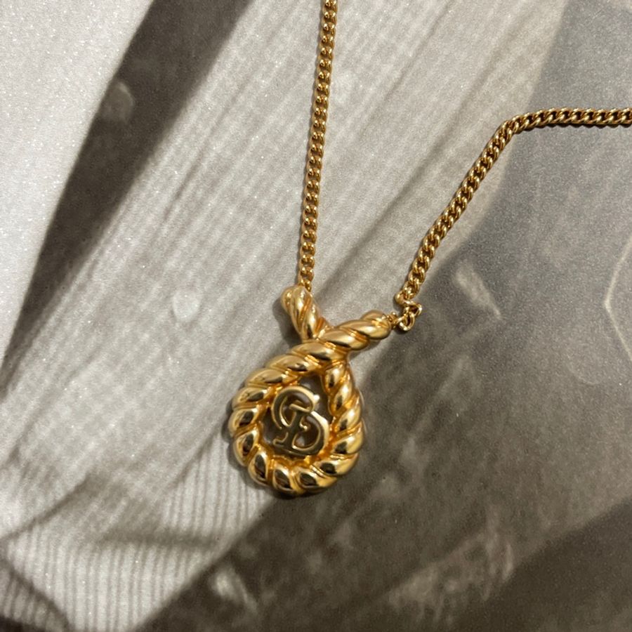 Christian Dior Necklace-9