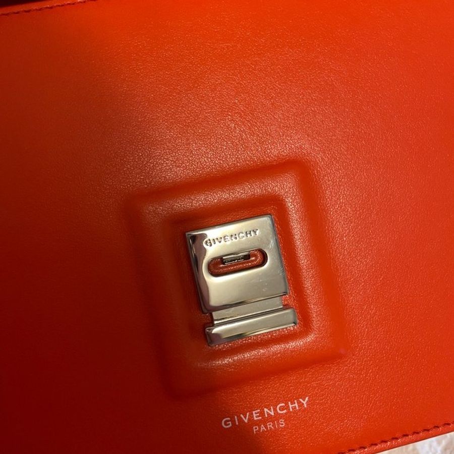 Givenchy BOW CUT LEATHER CROSSBODY BAG-11