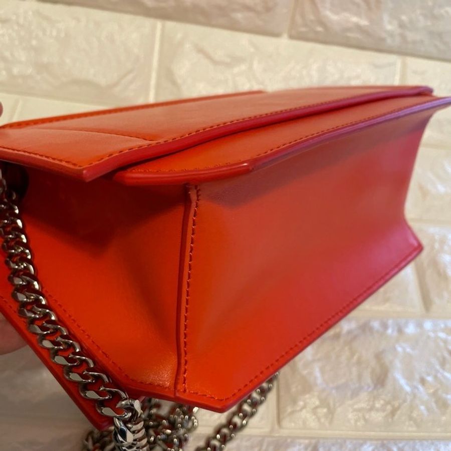 Givenchy BOW CUT LEATHER CROSSBODY BAG-14