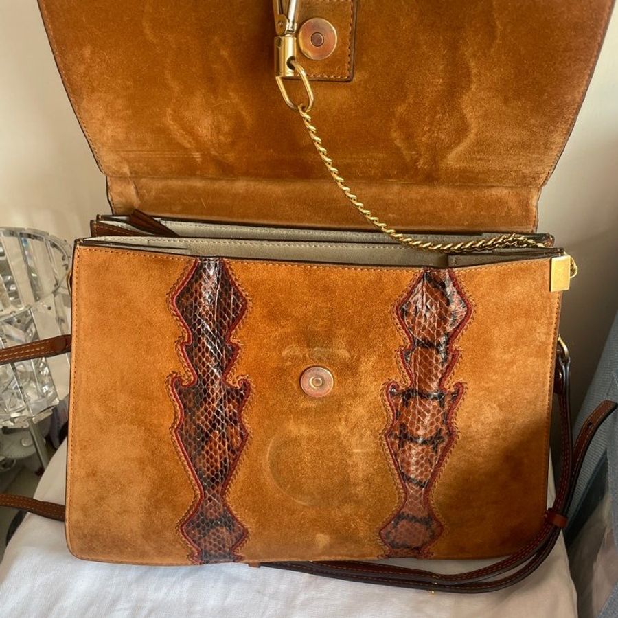Chloé FAYE LEATHER HANDBAG-11