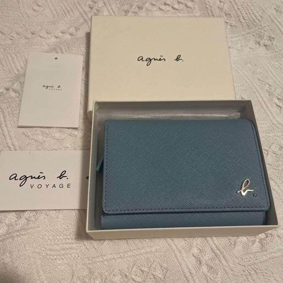 Agnis B-0