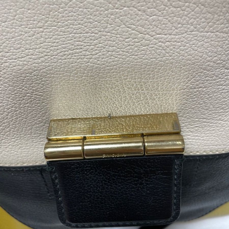 Furla-14