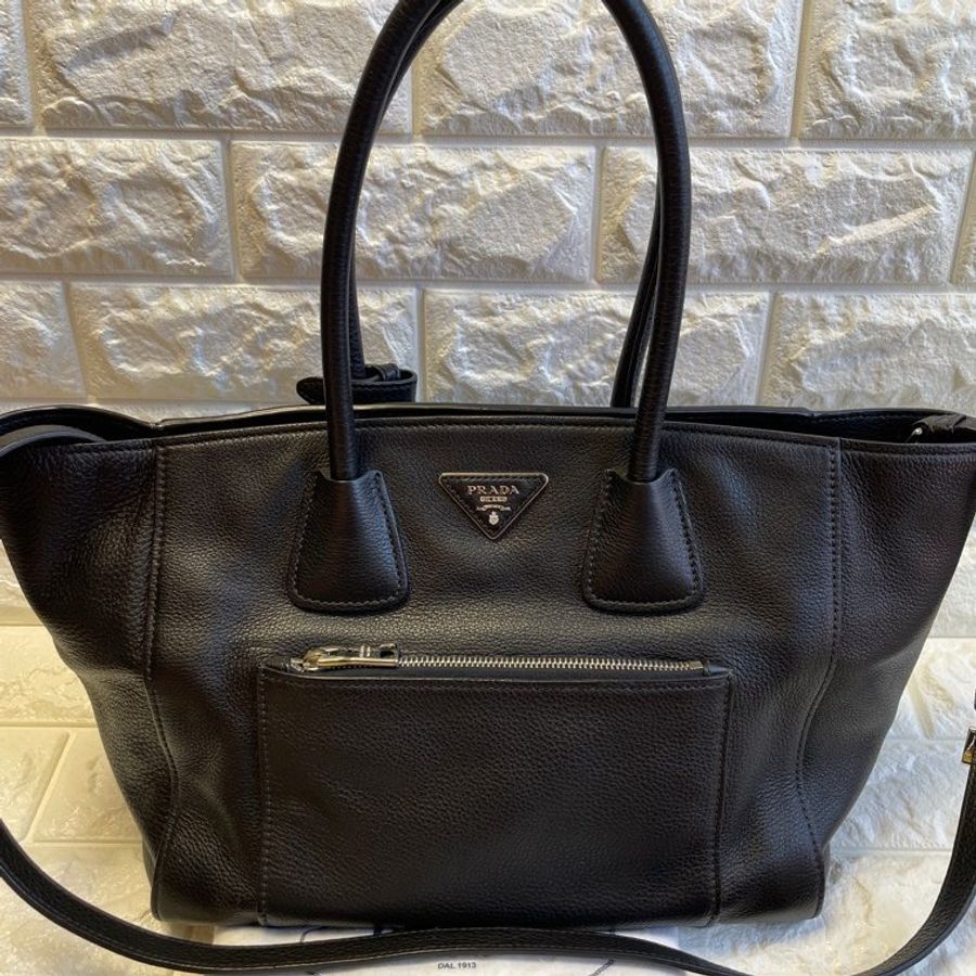 Prada-0