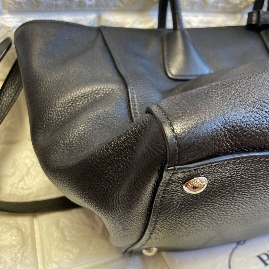 Prada-3