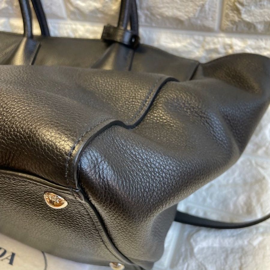 Prada-4