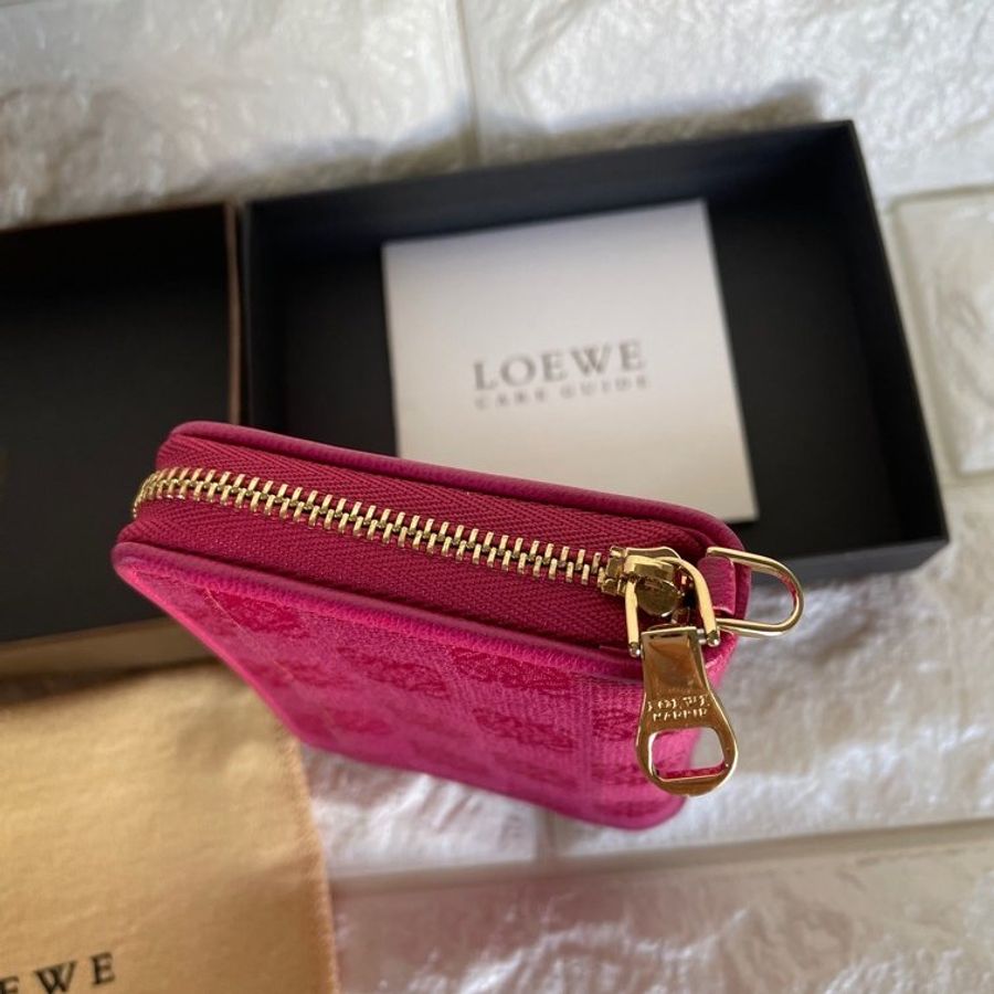 Loewe-4