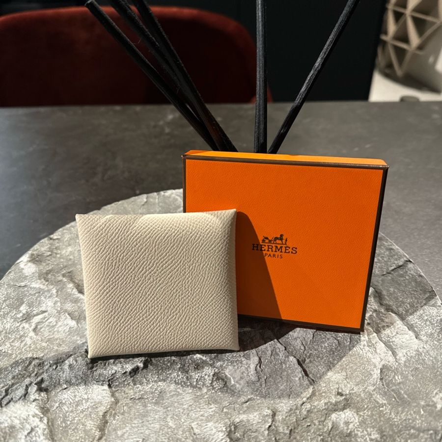 全新 Hermes愛馬仕 Bastia零錢包,EPSON皮質-7