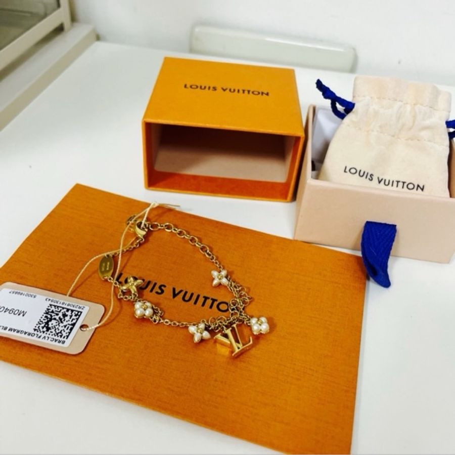 LV FLORAGRAM BLANC M0940A-4