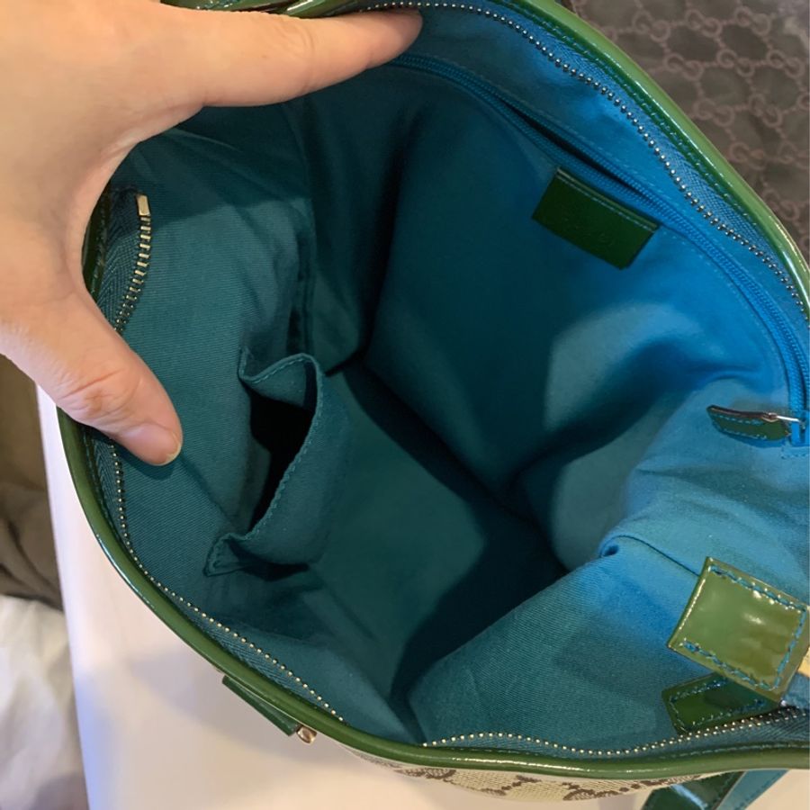 Gucci老花綠漆皮斜背包-7