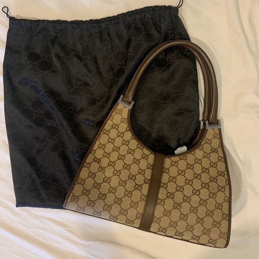 Gucci老花手提包-1