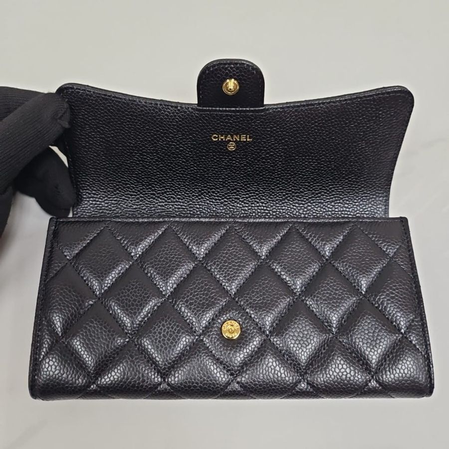 Chanel Classic黑色荔枝皮長銀包-1