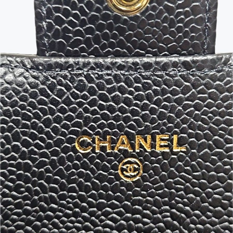 Chanel Classic黑色荔枝皮長銀包-14