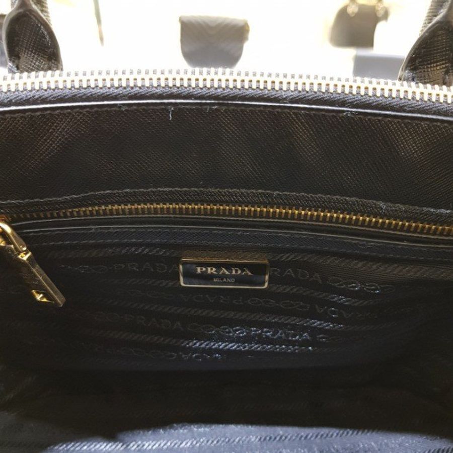 🌿春季限時降價🌿Prada 1BA863 Saffiano 小款 Galleria 殺手包 黑色《當季專櫃正售★全新商品 》-15