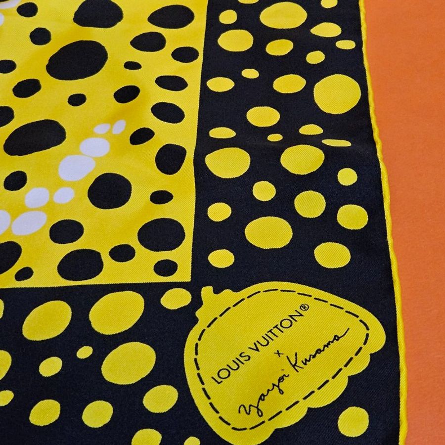 LV x YK Infinity Dots 45 草間彌生 限量款 絲巾 手帕 Yayoi Kusama-2