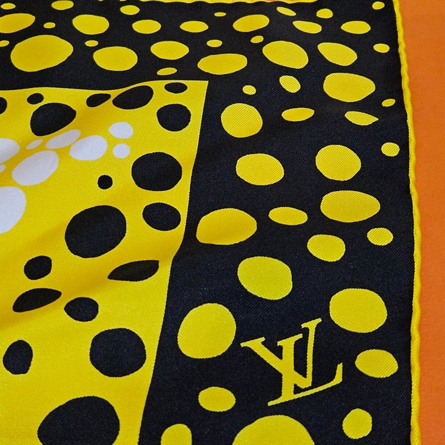 LV x YK Infinity Dots 45 草間彌生 限量款 絲巾 手帕 Yayoi Kusama-3