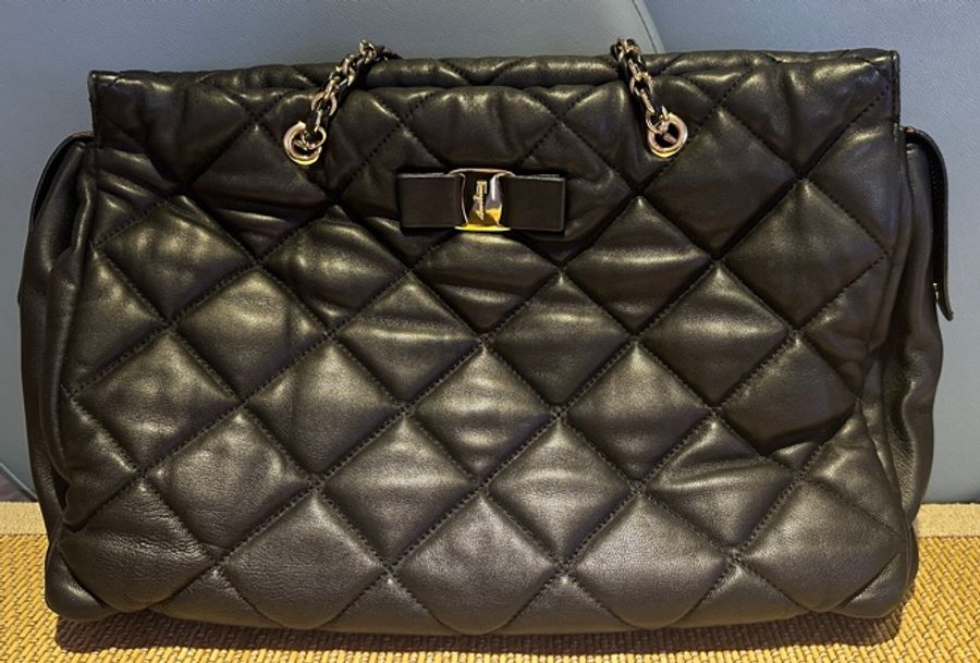 Ferragamo Leather Bag - Black Colour-6