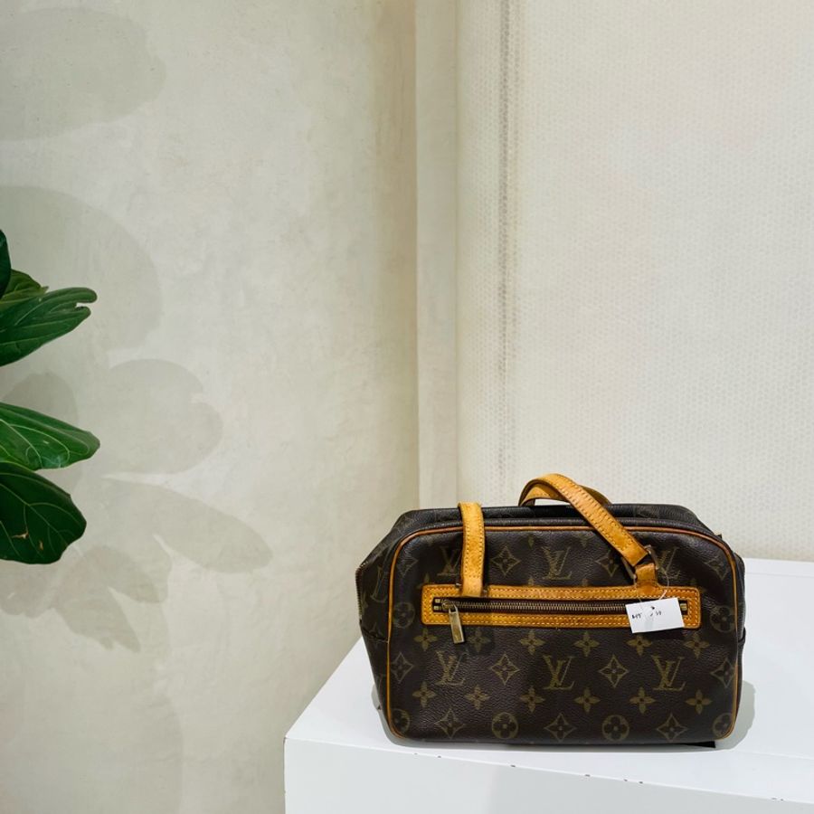 ［專櫃復刻款］LV中古開口笑單肩包 Louis Vuitton Vintage Cite MM Bag-8