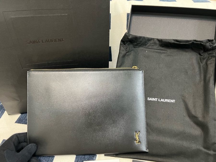 YSL Logo黑金手拿包Saint Laurent-0