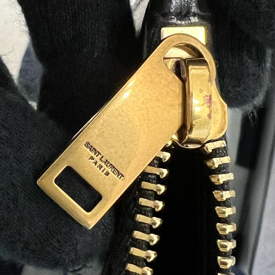 YSL Logo黑金手拿包Saint Laurent-10