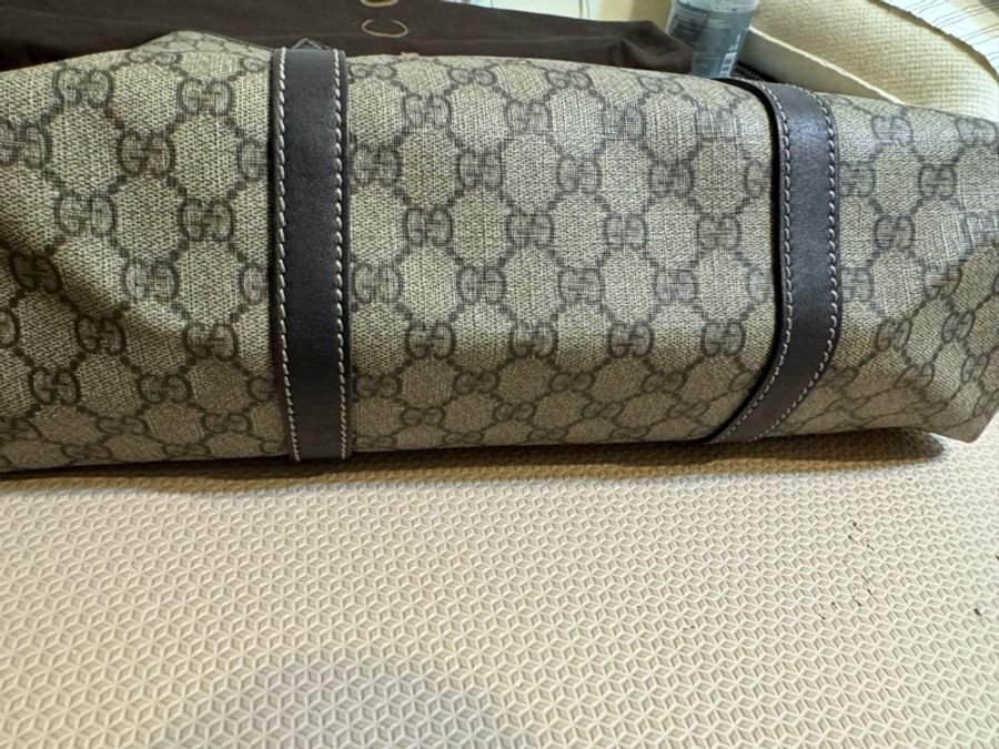 Gucci W&U life style 防水皮革直立式肩背包-7