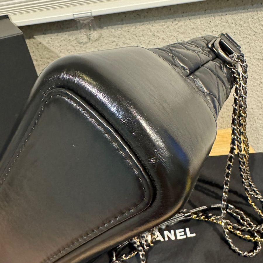 Chanel Gabrielle leather crossbody bag-15