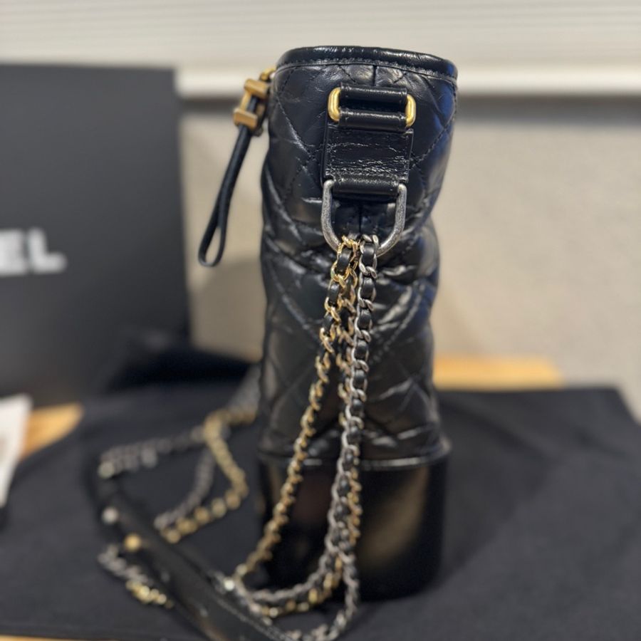 Chanel Gabrielle leather crossbody bag-16