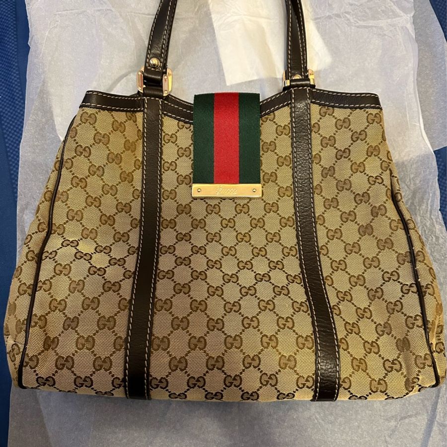 Gucci Tote-7