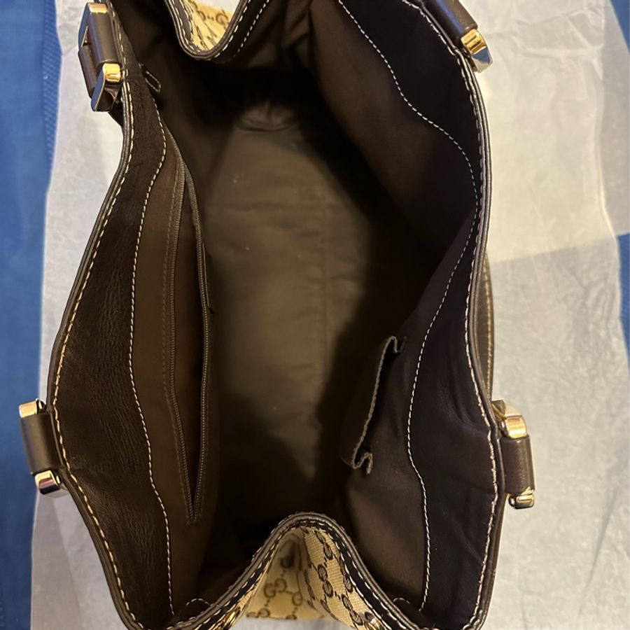Gucci Tote-12