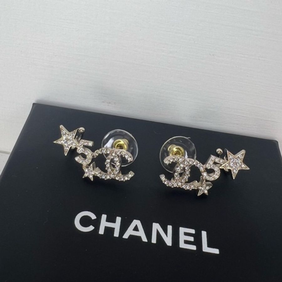 Chanel 22SS CC Logo 星星 5 耳環-2