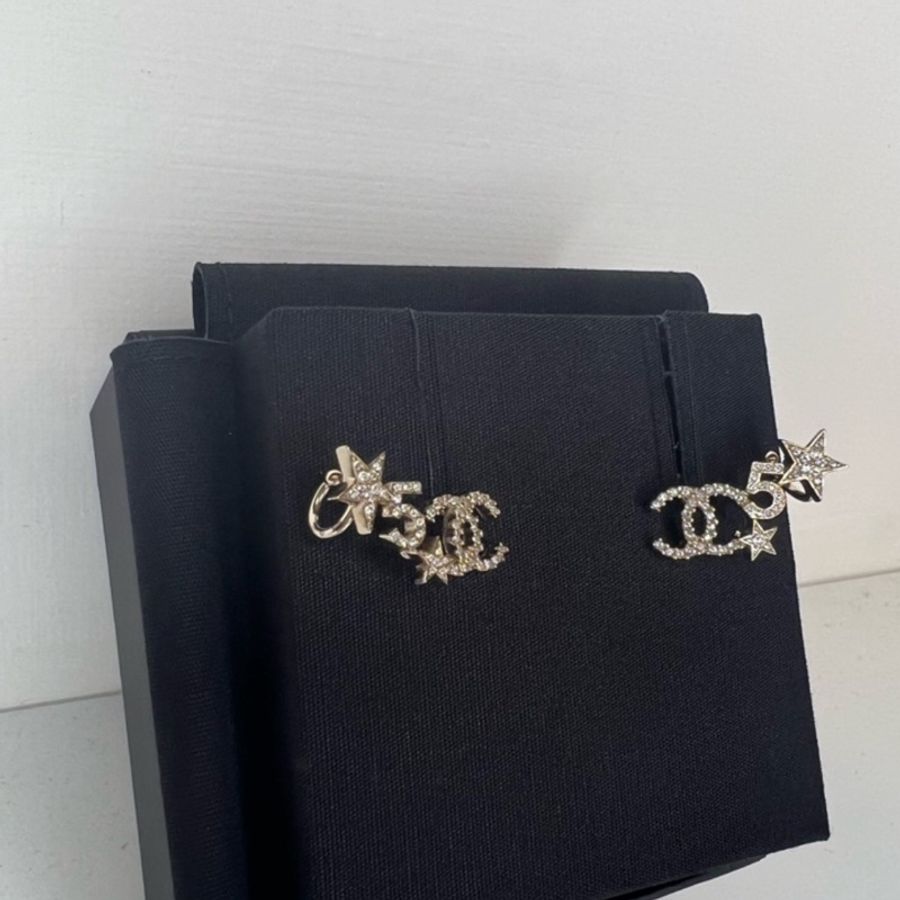 Chanel 22SS CC Logo 星星 5 耳環-3